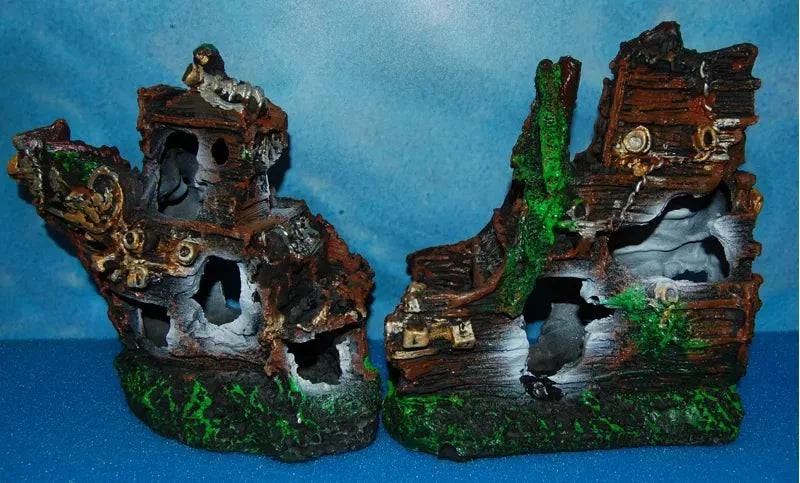 Aquarium Ornament - Shipwreck 2pcs Medium 36cm